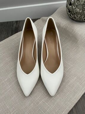Women's Pointed-Toe Pumps